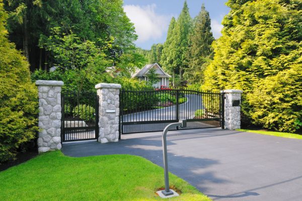 driveway landscape ideas