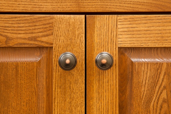 How to adjust cabinet doors