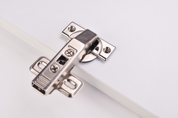 How to adjust cabinet doors